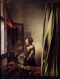 Muchacha leyendo una carta
