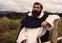 “Y si me dicen loco no es por haber perdido la razón. Es por haberlo perdido todo, menos la razón”.